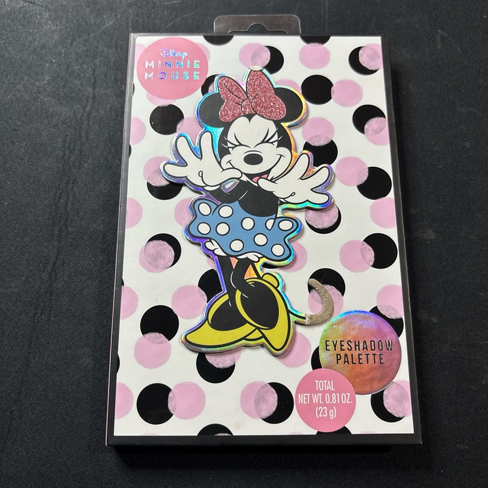 Disney Minnie Mouse 12-Color Eyeshadow Palette